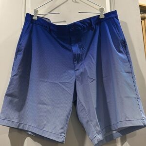 NWOT Greg Norman Attack Life zip fly Ombre slant stripe shorts pockets size 42